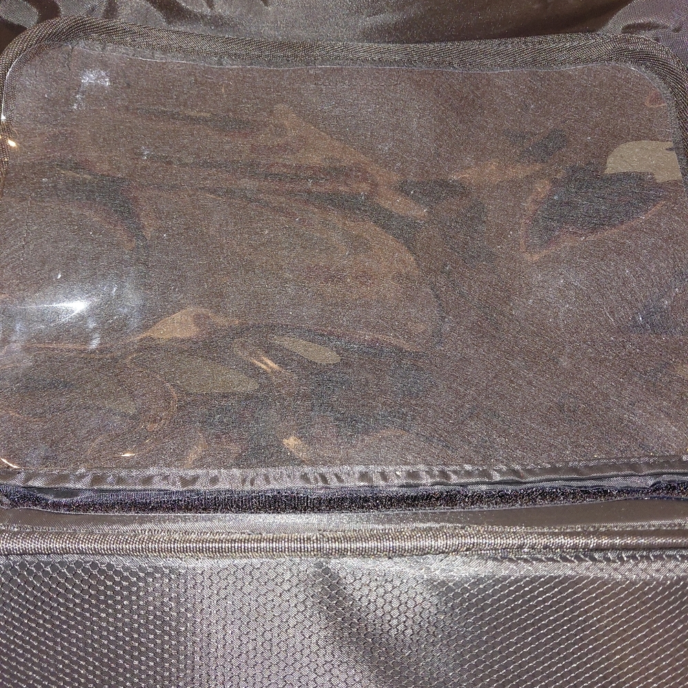 Black Pin Display Case - Picture 4 of 7
